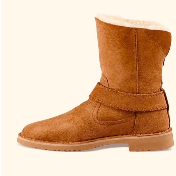 UGG | Shoes | Ugg Cedric Women Boot 